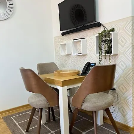 Apartment Ema - Jakov Kraljevi Cardaci *