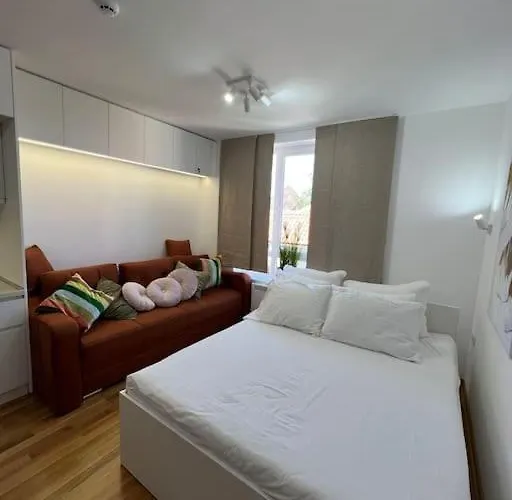 Ema - Jakov Kraljevi Cardaci Κοπαόνικ