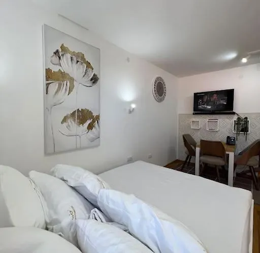 Ema - Jakov Kraljevi Cardaci * Κοπαόνικ