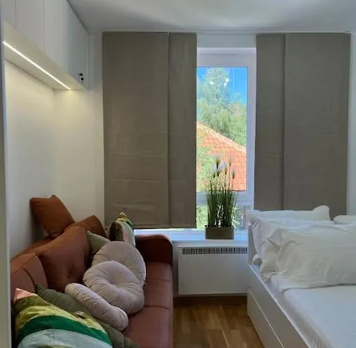 Ema - Jakov Kraljevi Cardaci * Κοπαόνικ